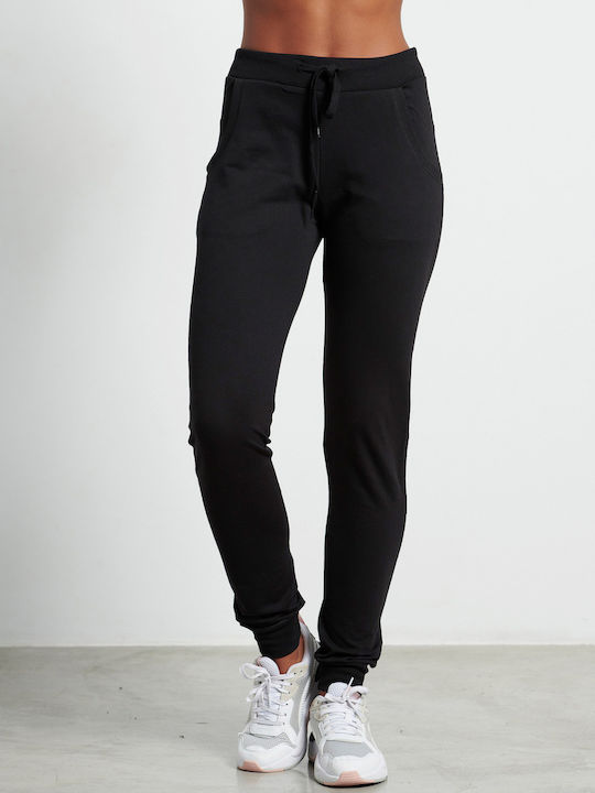 Women jogger slim